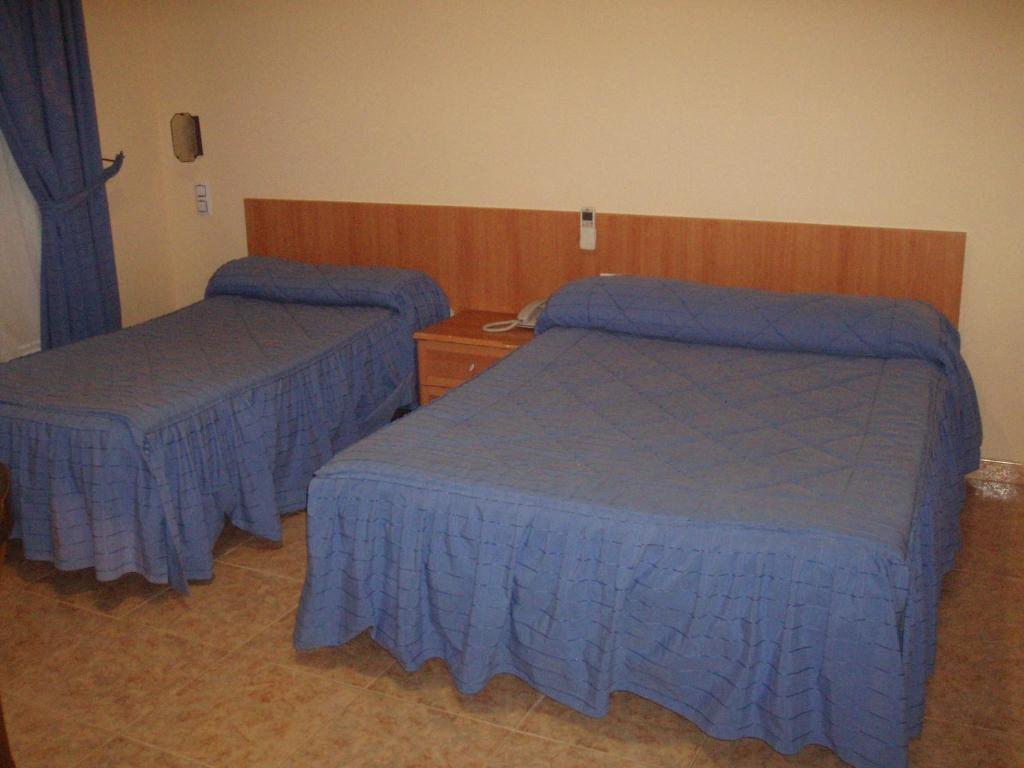 Hotel Los Hermanos Ocana  Bilik gambar