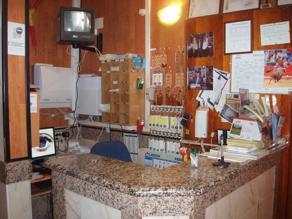 Hotel Los Hermanos Ocana  Luaran gambar