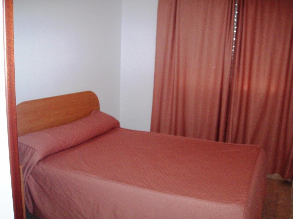 Hotel Los Hermanos Ocana  Bilik gambar