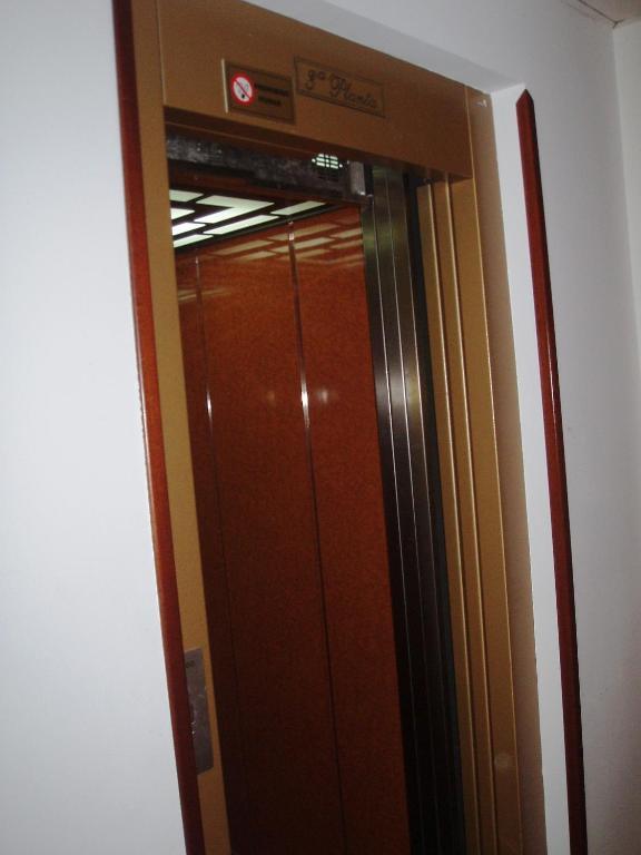 Hotel Los Hermanos Ocana  Bilik gambar
