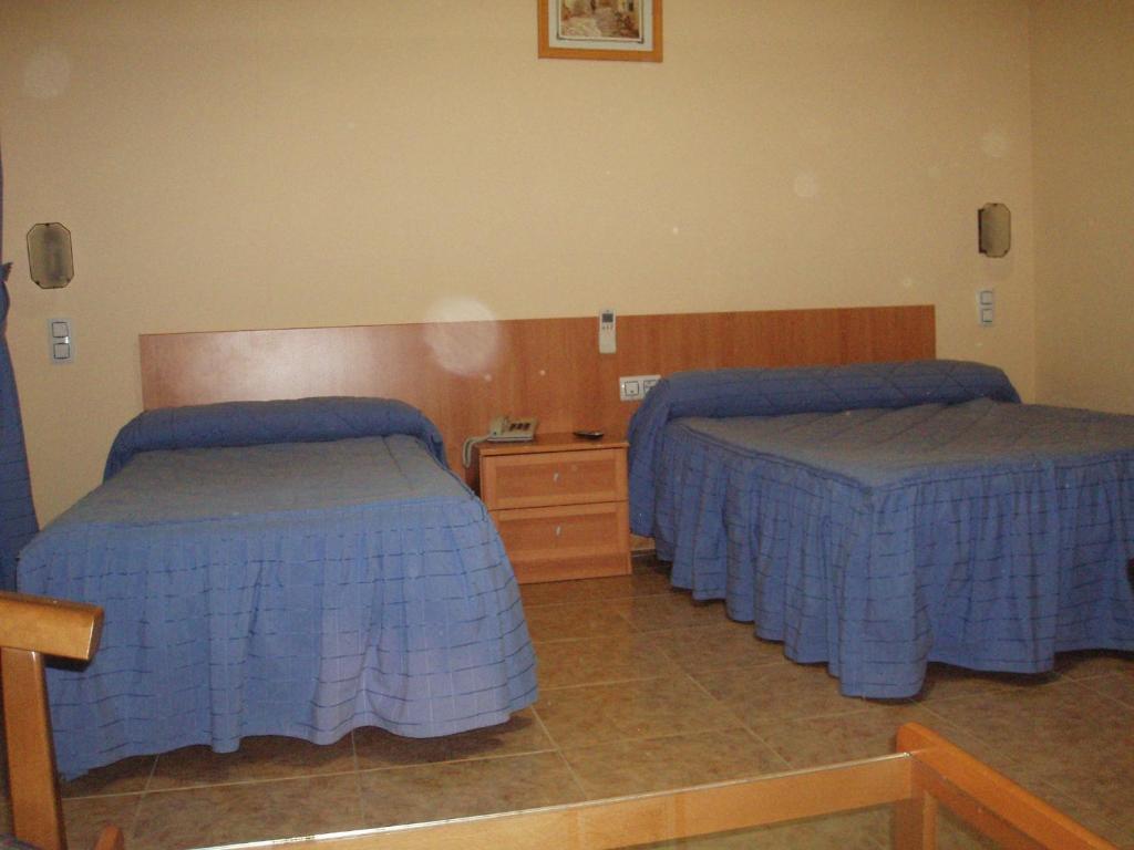 Hotel Los Hermanos Ocana  Bilik gambar
